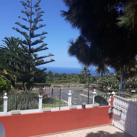 Casa Mayantigo لا أوروتافا